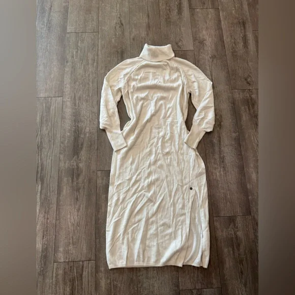 long sleeve long length dresses Long Wedding-Guest Dress with Long Sleeves